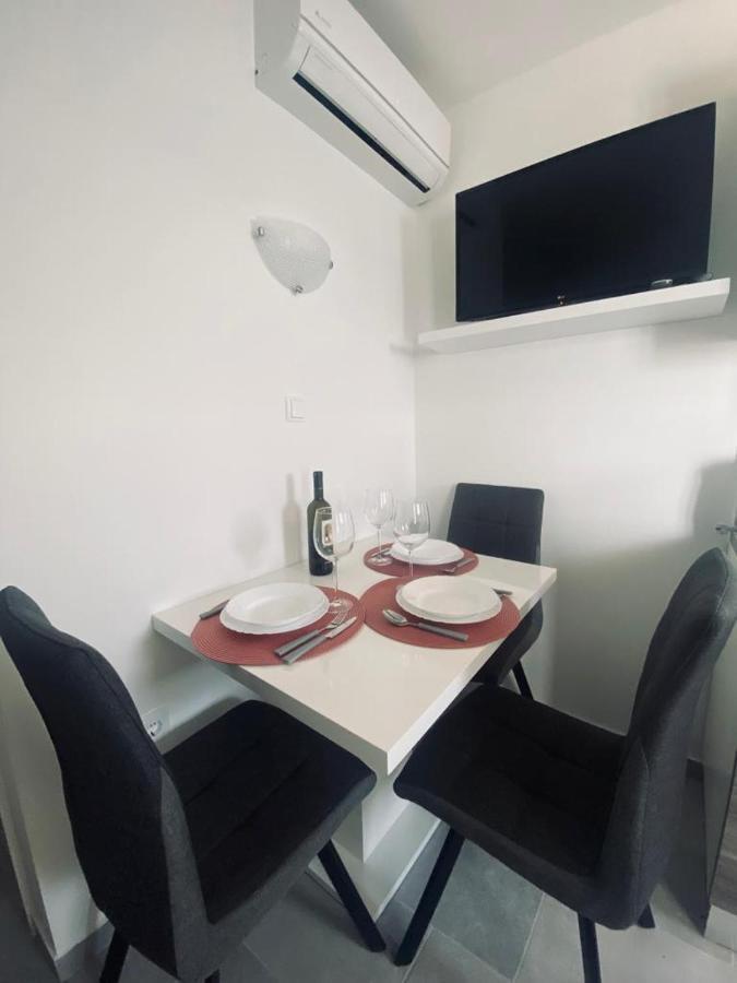 Apartmani Mila 스타리그라드 파클레니차 외부 사진