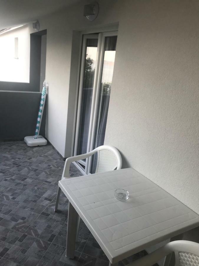 Apartmani Mila 스타리그라드 파클레니차 외부 사진